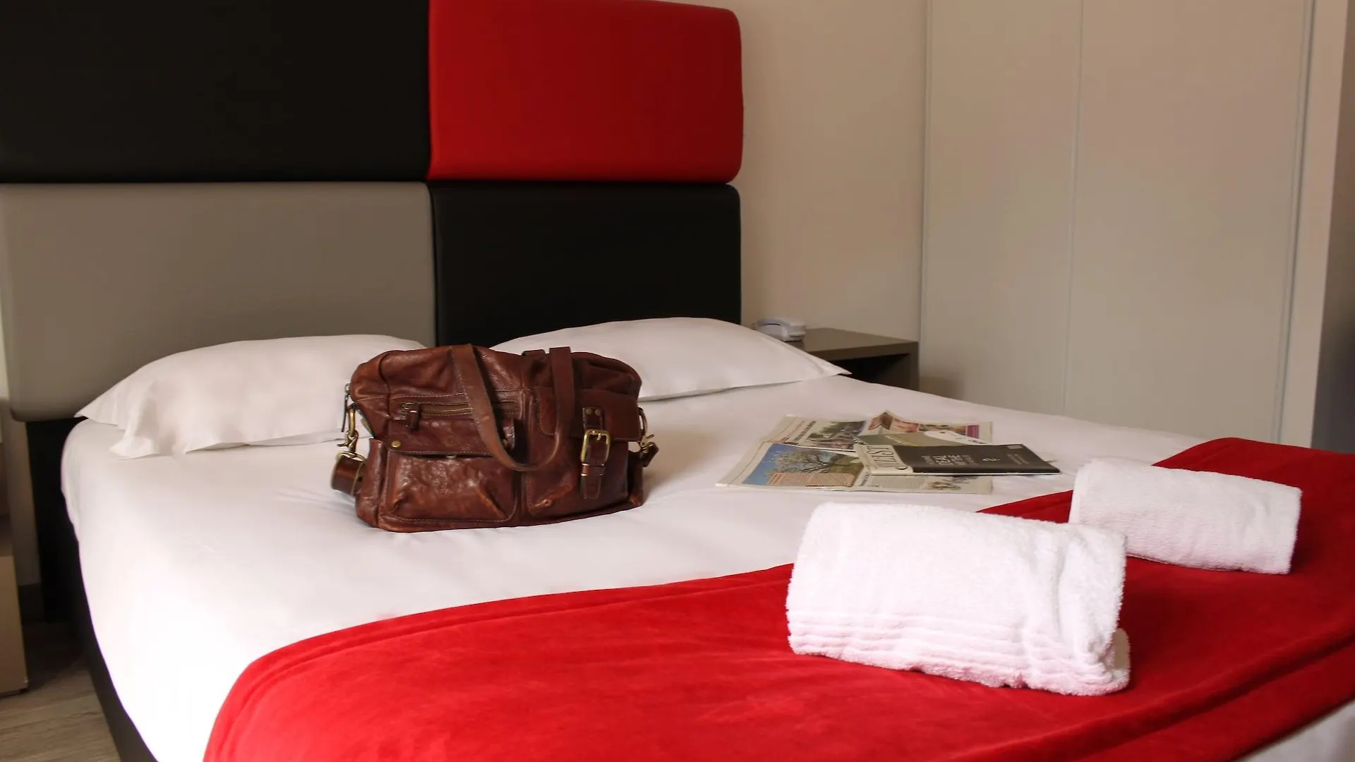 Adonis Aix En Provence Aparthotel Aix-en-Provence