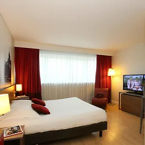 aparthotel-adagio-geneve-saint-genis-pouilly.hotels-rhonealpes.com/