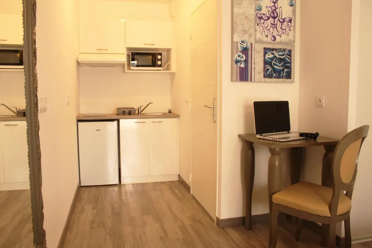 Aparthotel Adonis Aix En Provence Aix-en-Provence 3*,